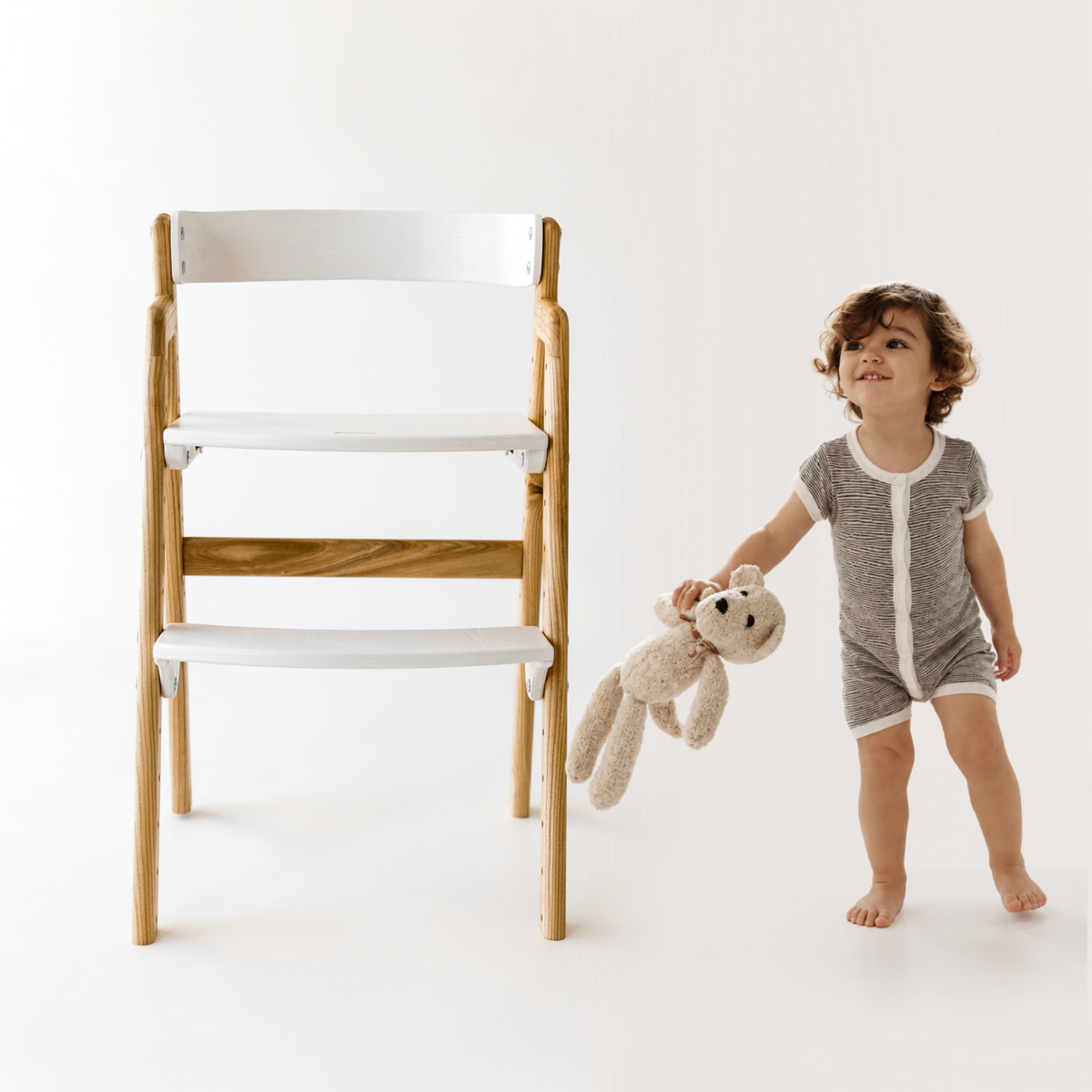Adjustable Wooden Counter Height Chair for Toddlers – Natural Color (W1) with White