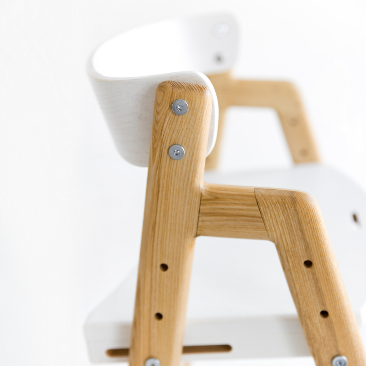 Adjustable Wooden Counter Height Chair for Toddlers XL – Natural Color (W1) with White