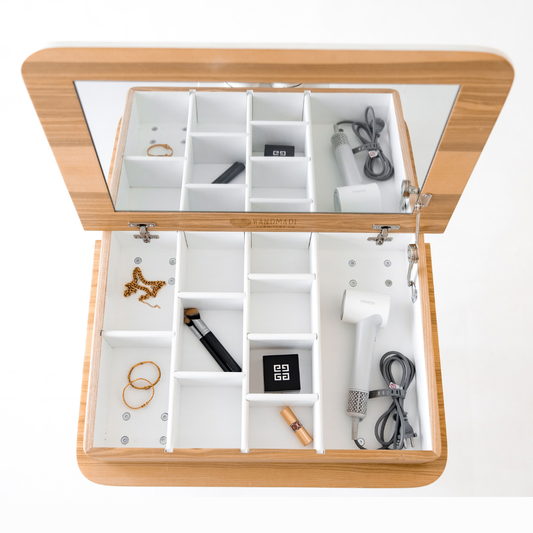 Dusha — Vanity Table with Flip-Top Mirror