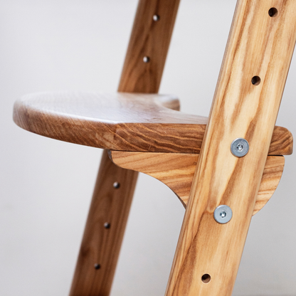 Adjustable Wooden Counter Height Chair for Toddlers XL – Natural Color (W1)